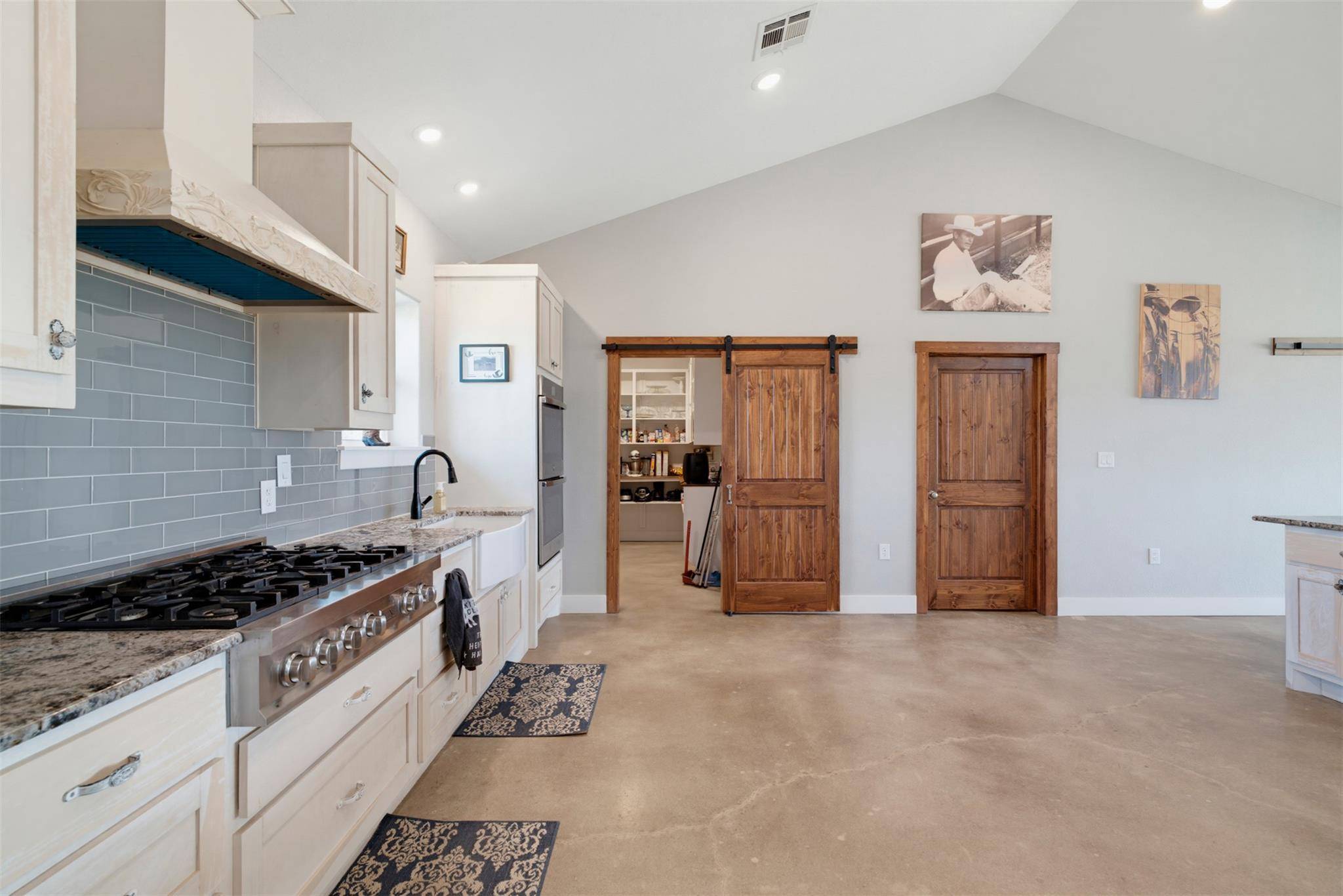 16905 Fm 112, Thrall, TX 76578