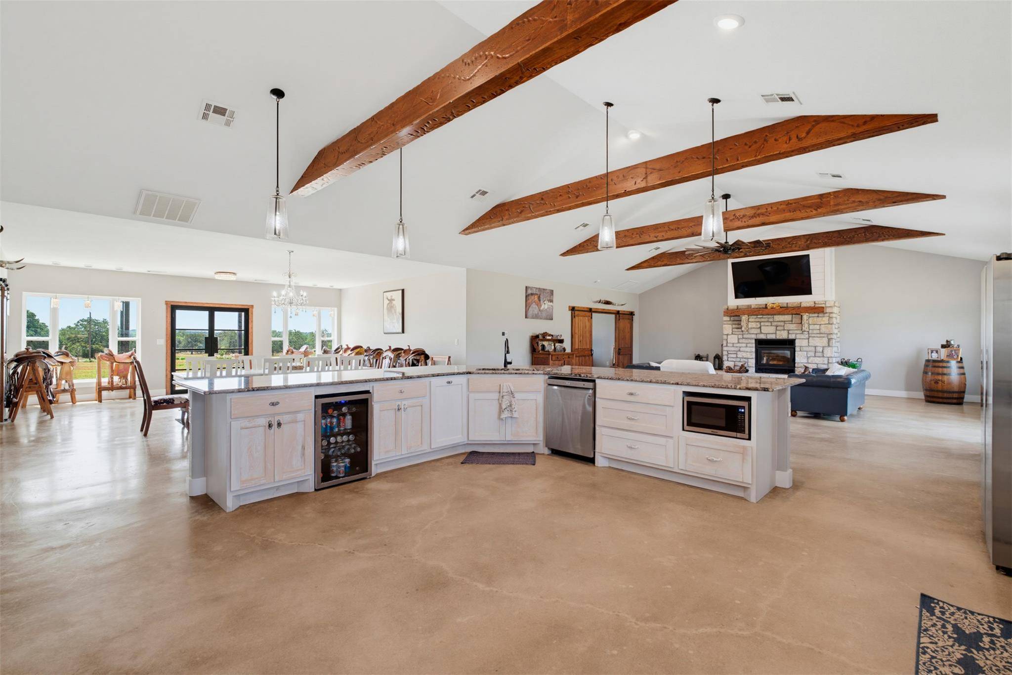 16905 Fm 112, Thrall, TX 76578