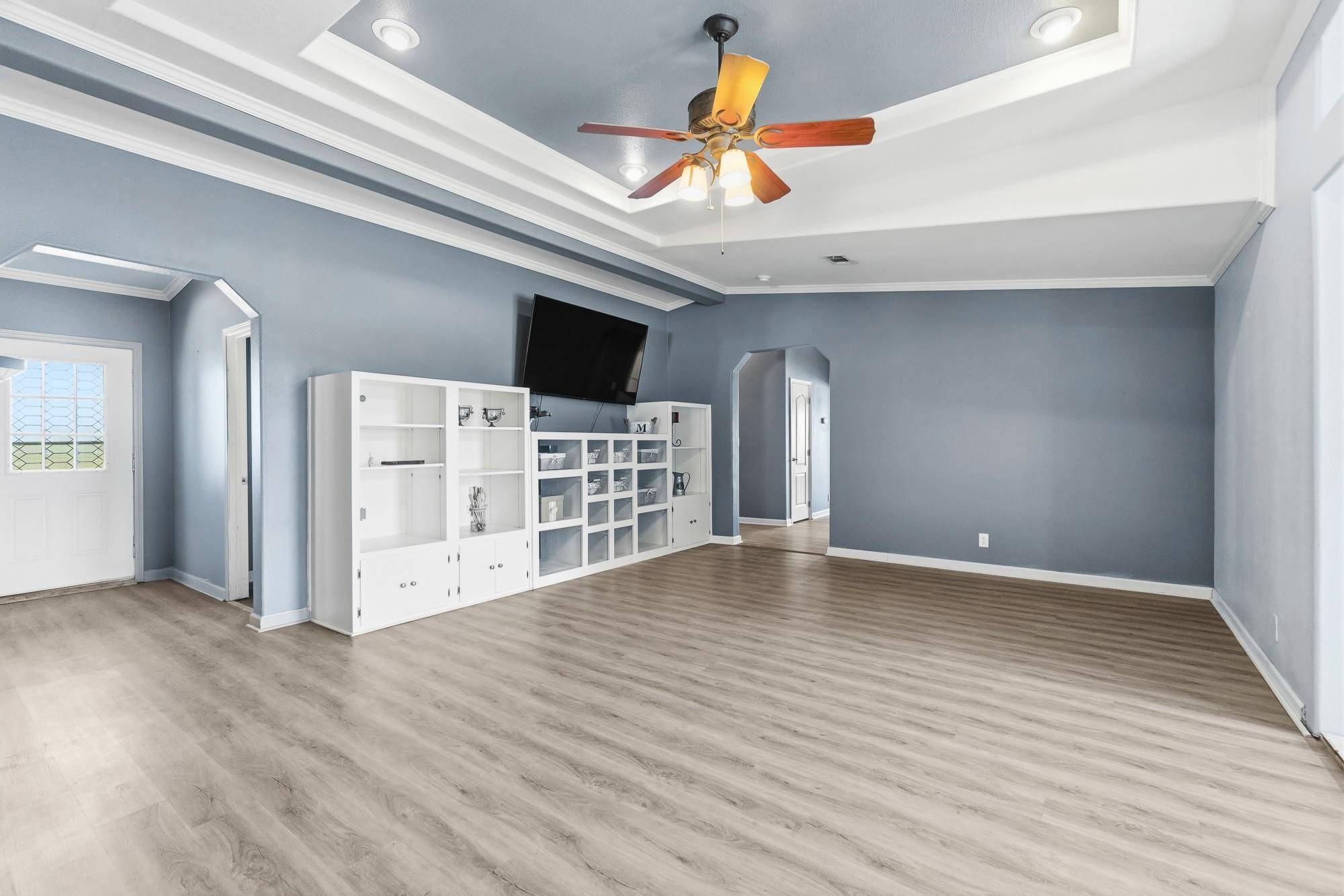 1951 Dowdy RD, Seguin, TX 78155