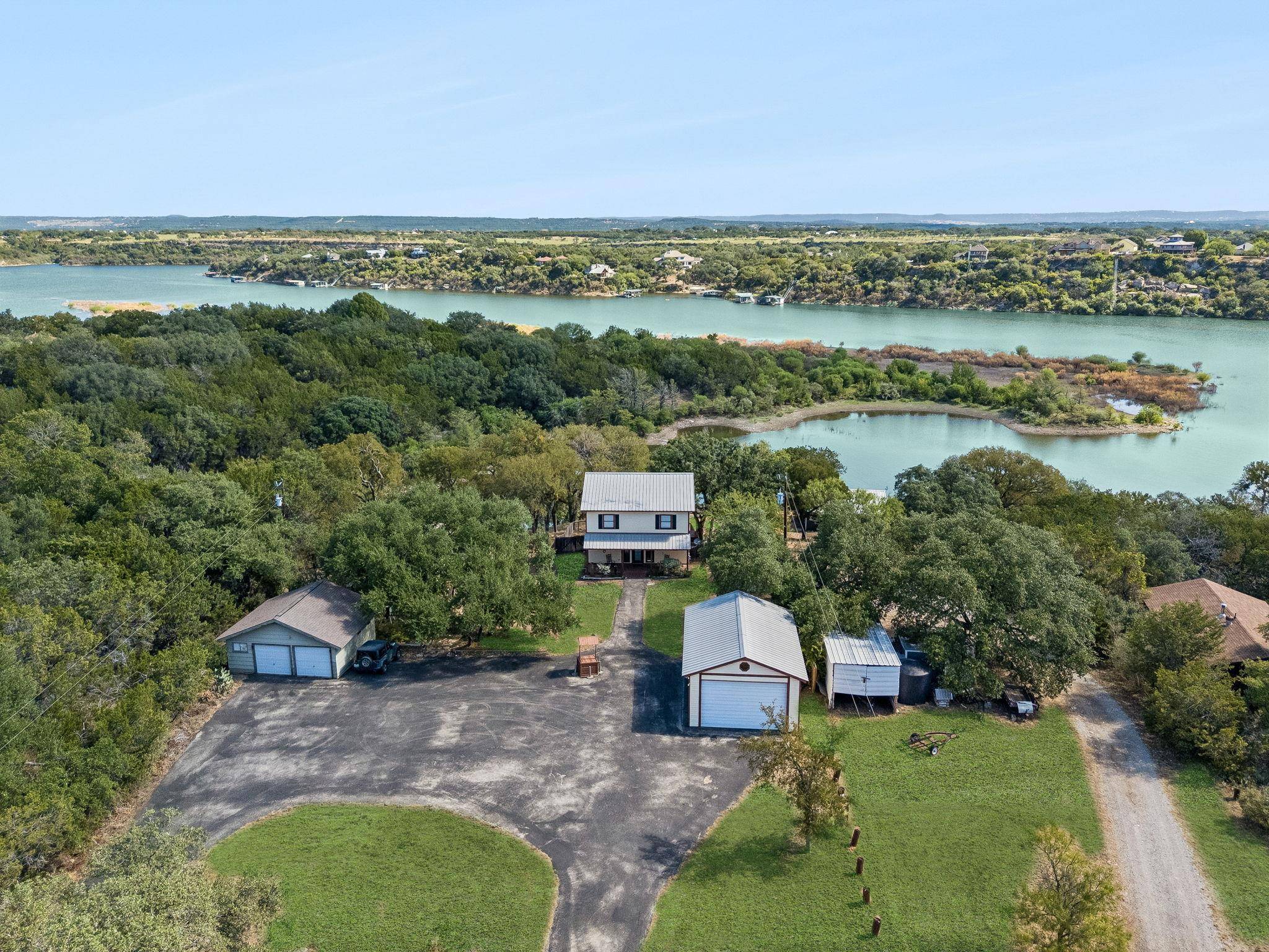 25420 Cove DR, Spicewood, TX 78669