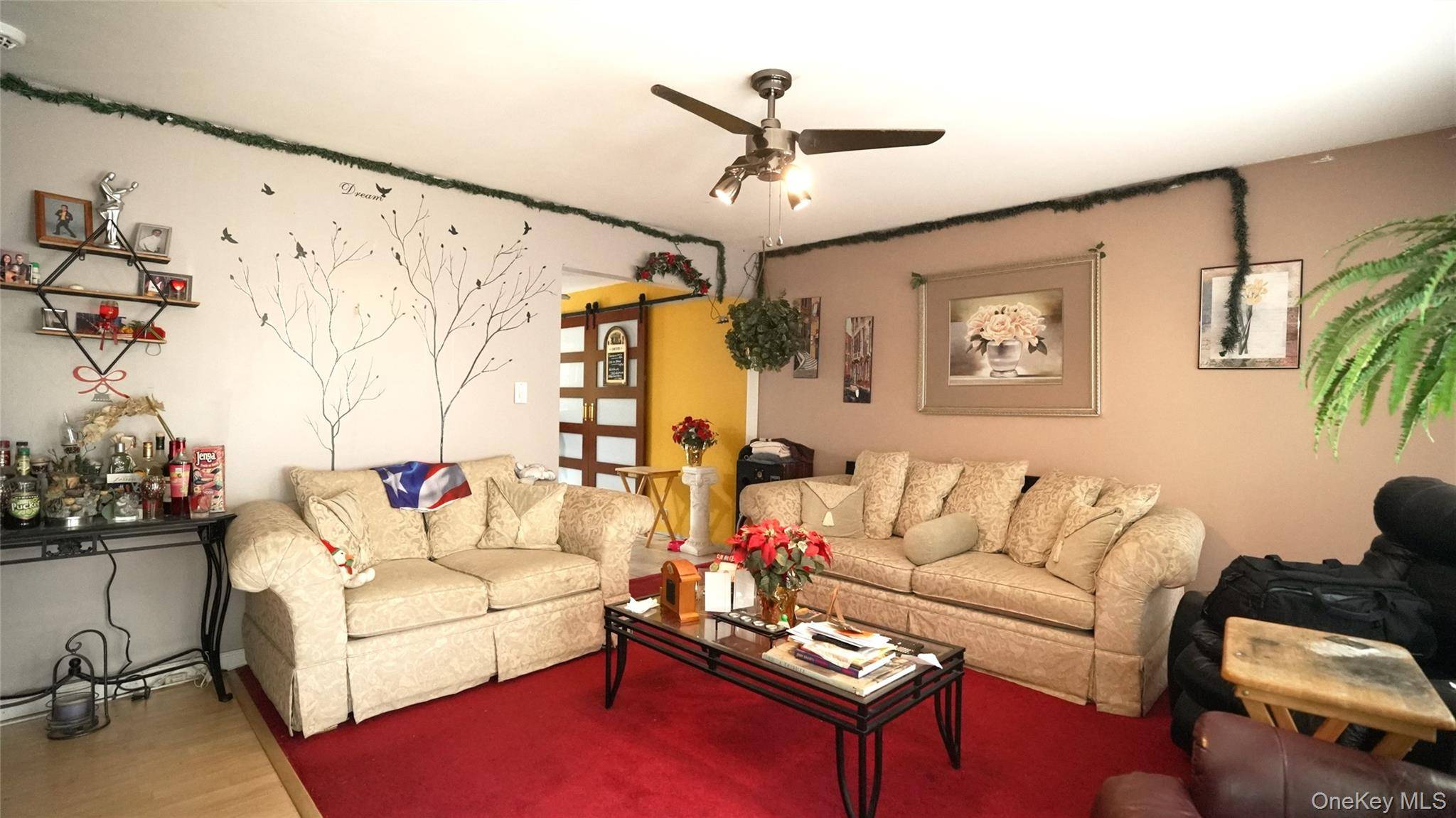 254 Auborn AVE, Shirley, NY 11967