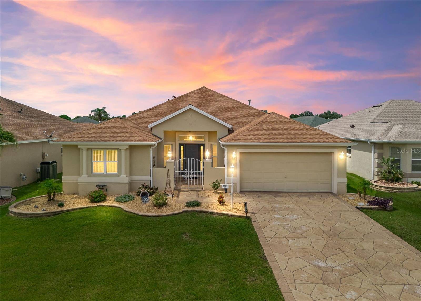 2595 CARIBE DR, The Villages, FL 32162