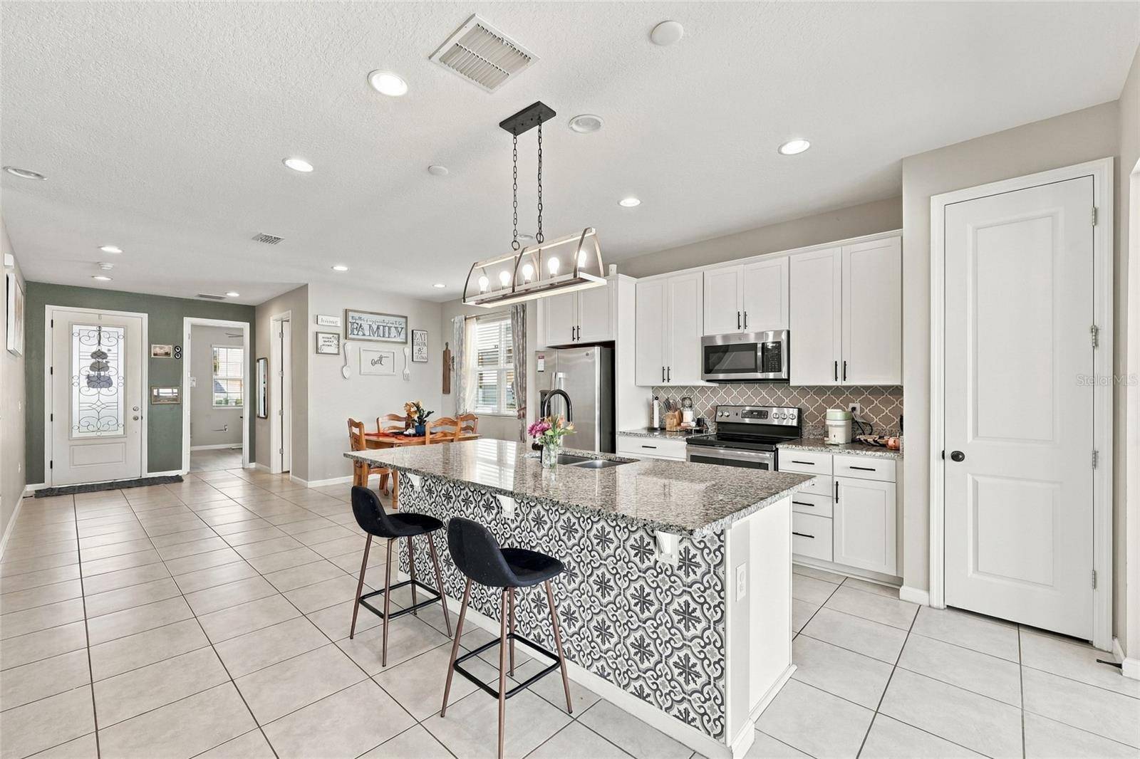 528 BUCHANNAN DR, Davenport, FL 33837