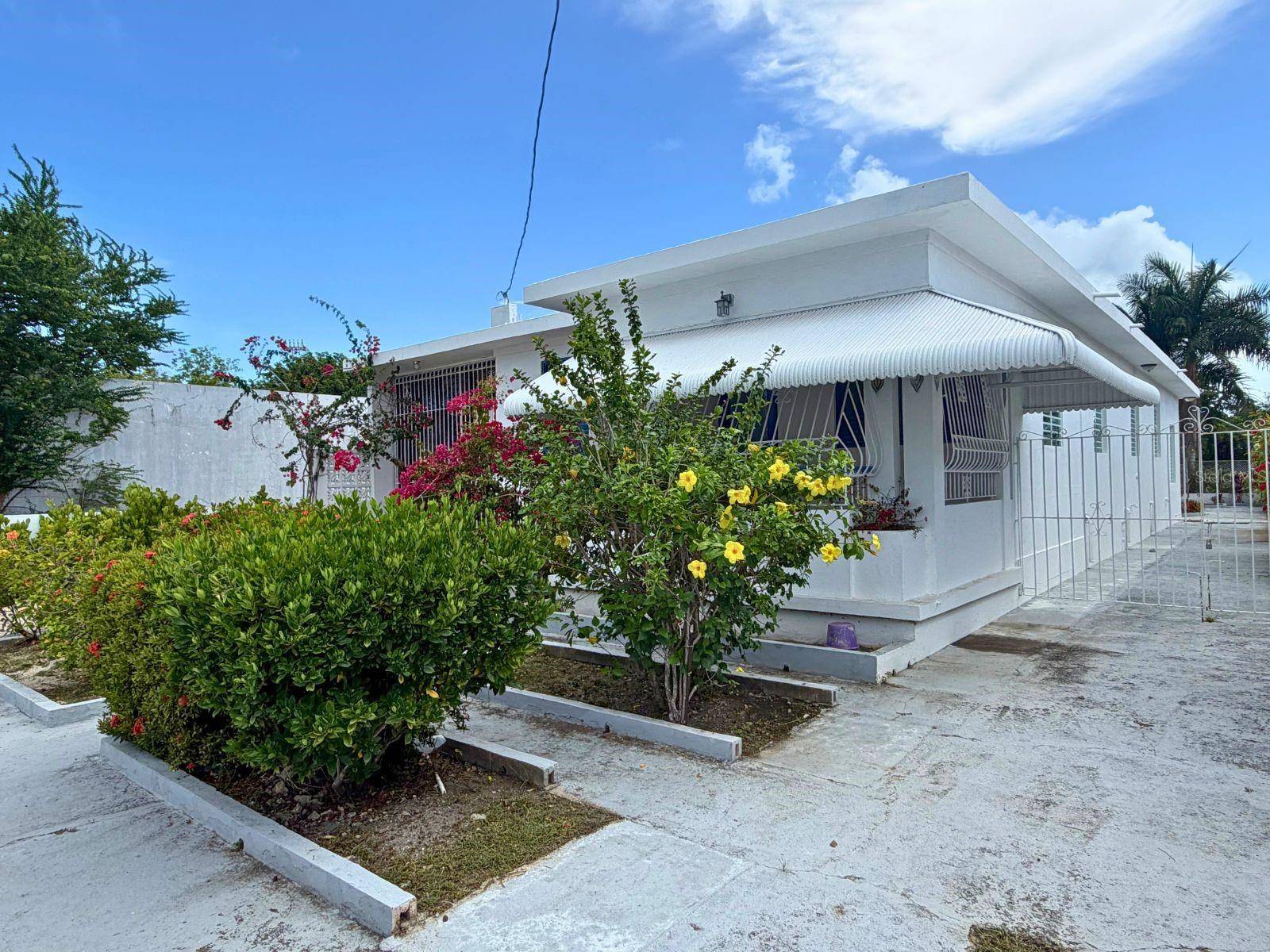 PUEBLO AVE GENERAL VALERO #257, Fajardo, PR 00738