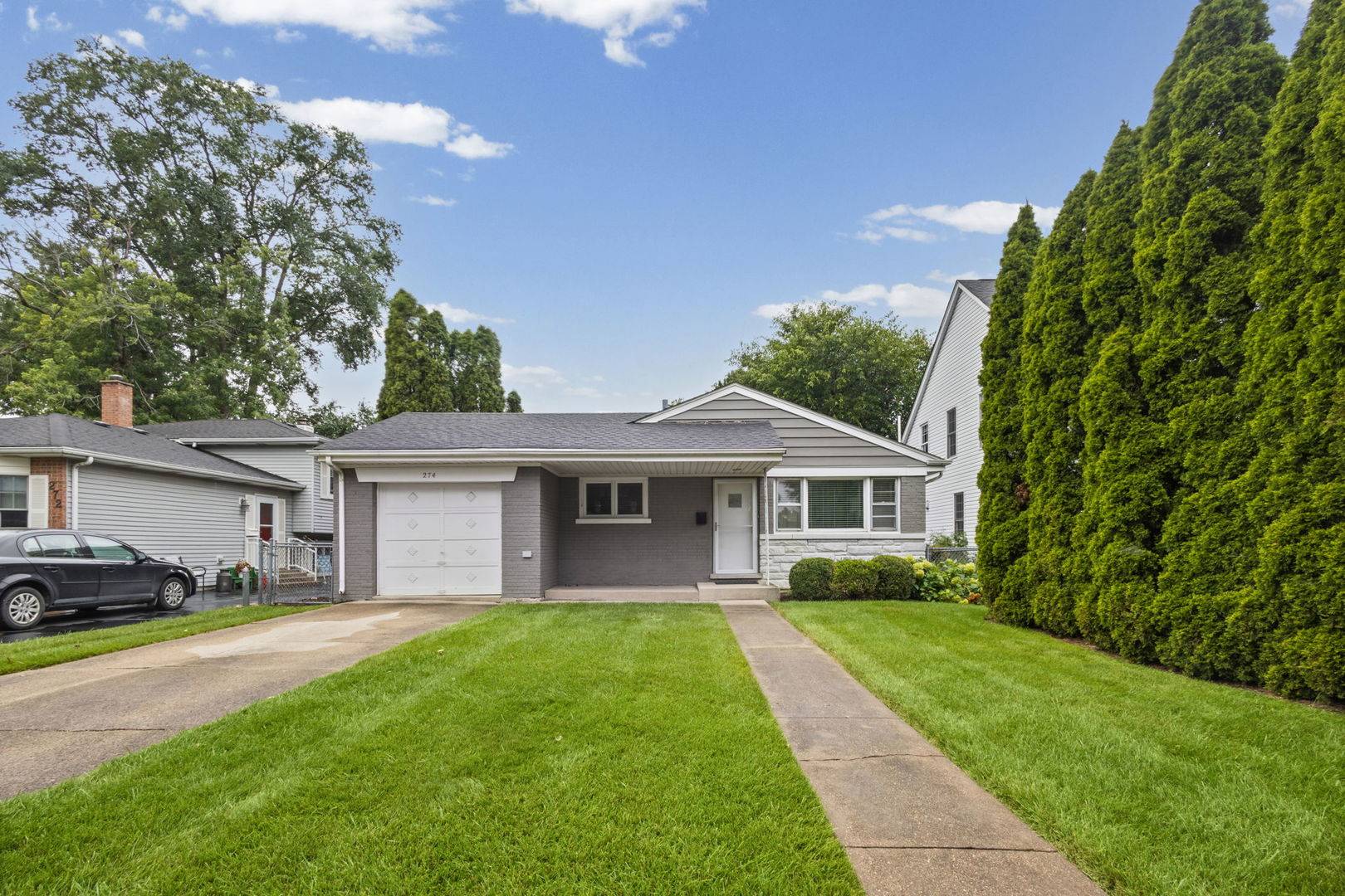 274 N Highview AVE, Elmhurst, IL 60126