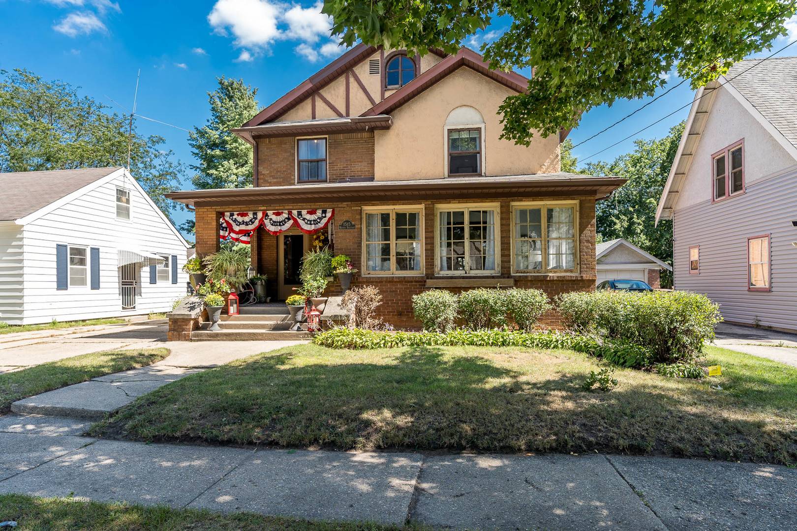 1515 Huffman BLVD, Rockford, IL 61103