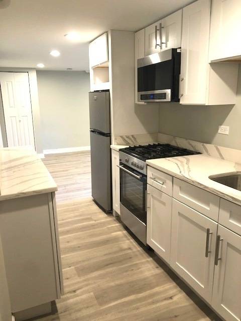 8944 Kilpatrick AVE #GDN, Skokie, IL 60076