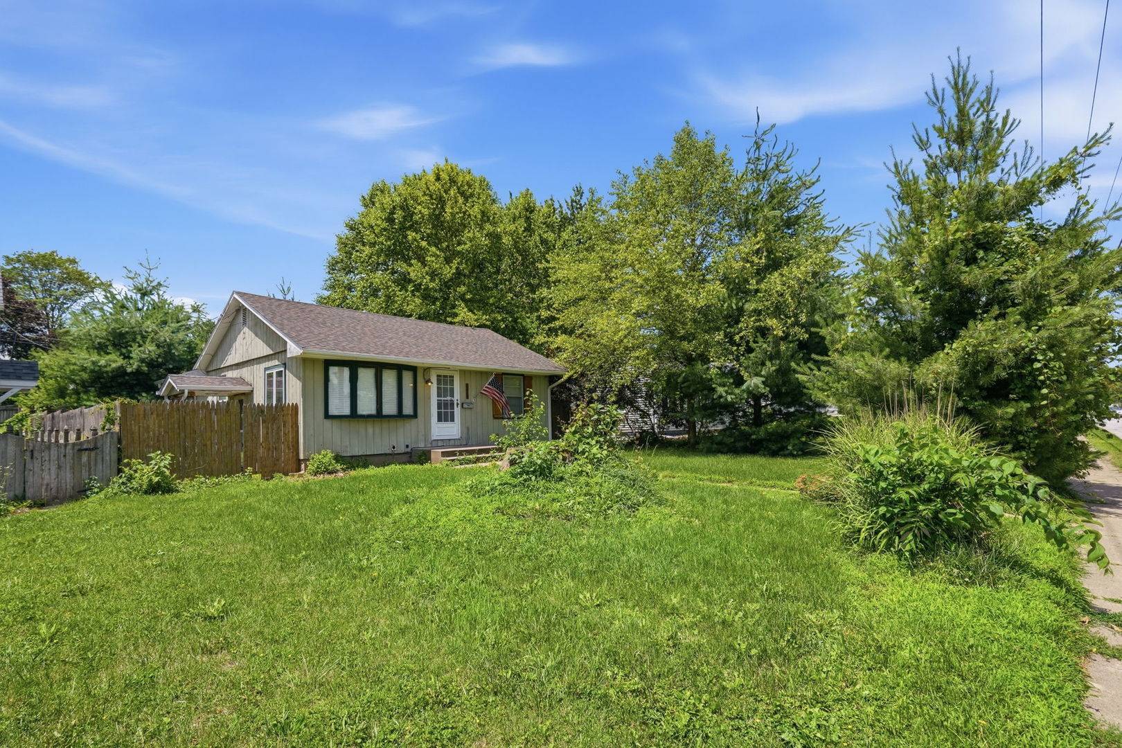 3414 Marquette ST, Davenport, IA 52806