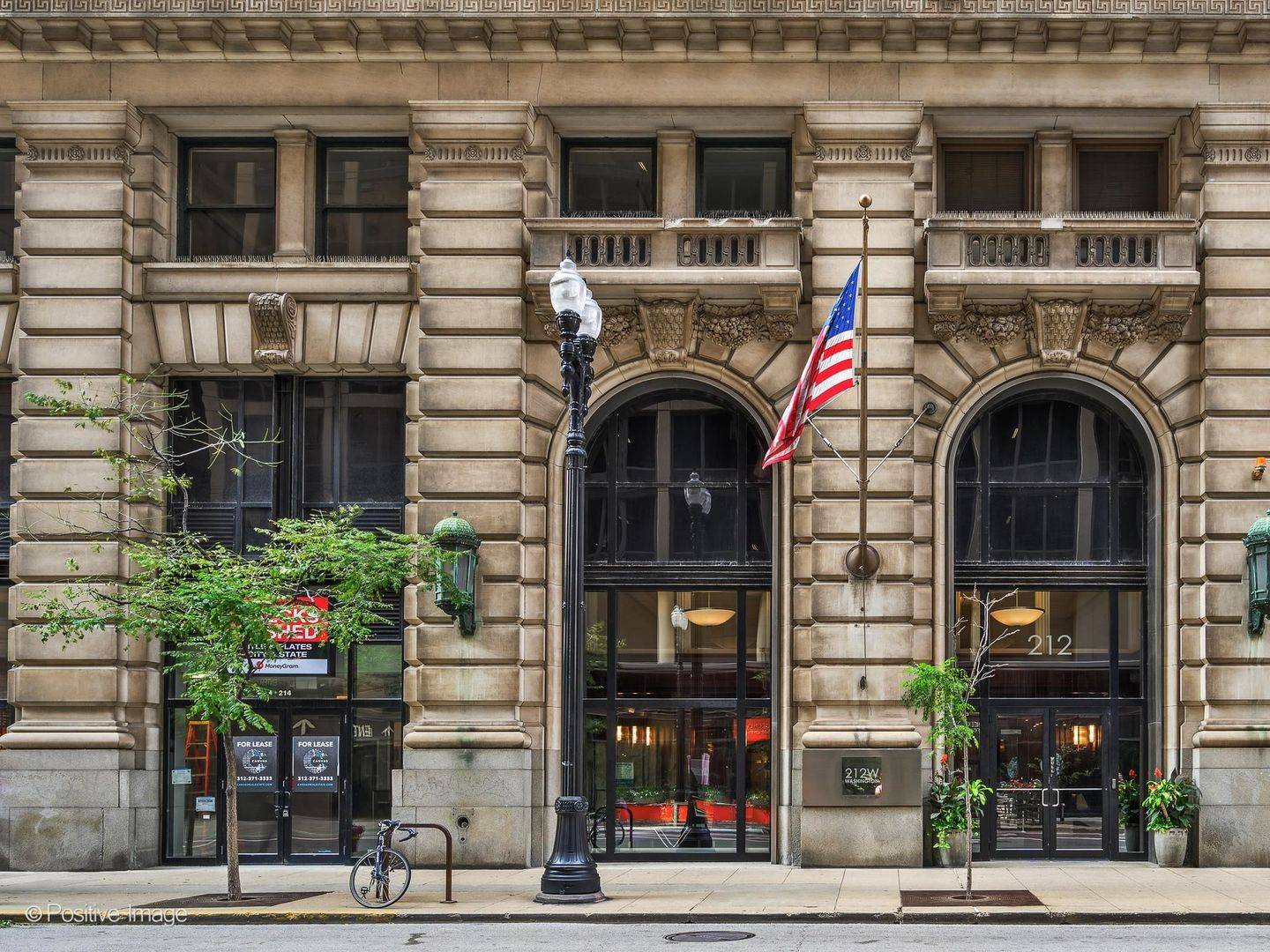 212 W Washington ST #1413, Chicago, IL 60606