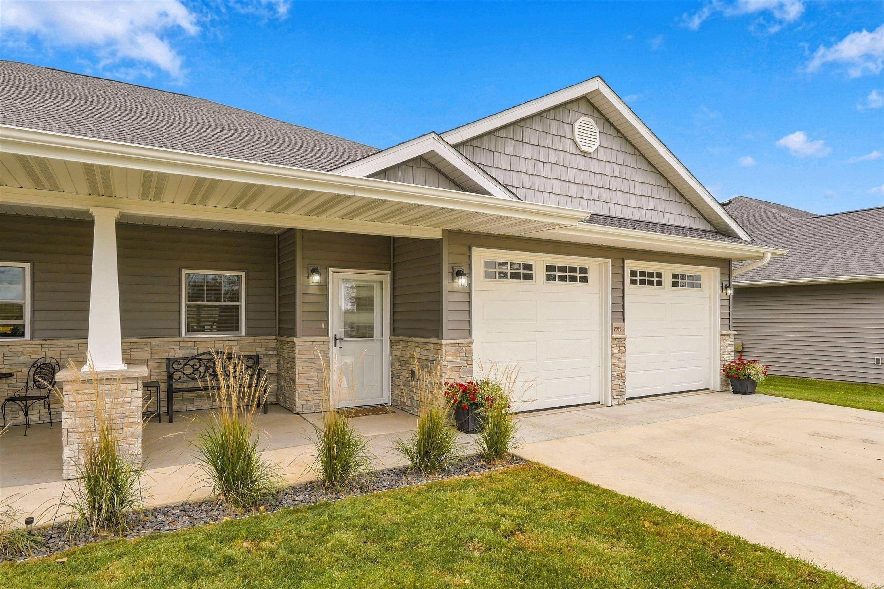 2086 Three Elms Park RD #9, Independence, IA 50644