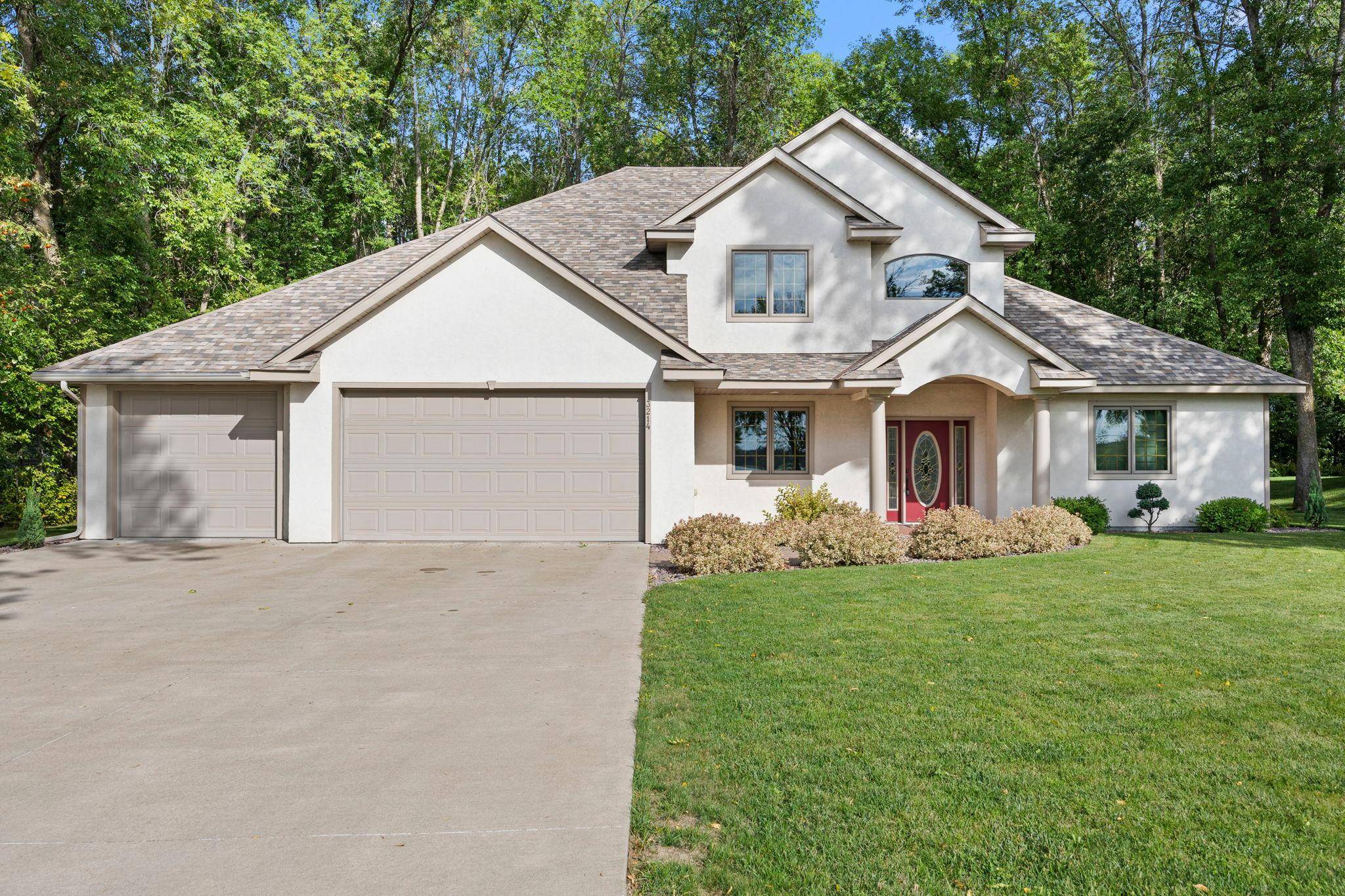 3214 Shorewood DR, Rush City, MN 55069