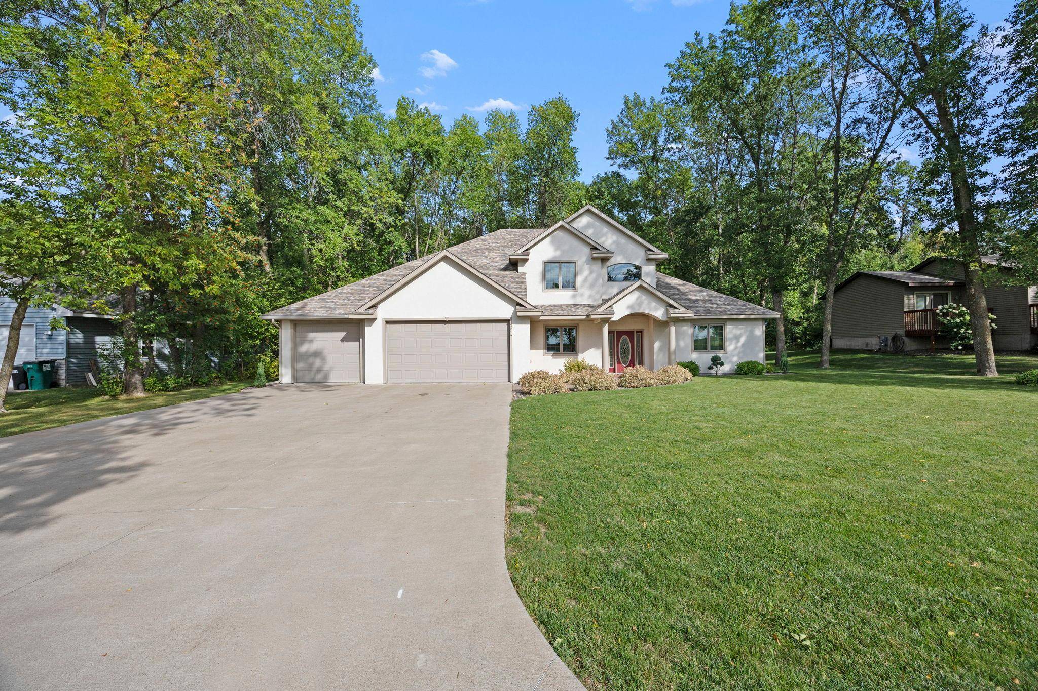 3214 Shorewood DR, Rush City, MN 55069