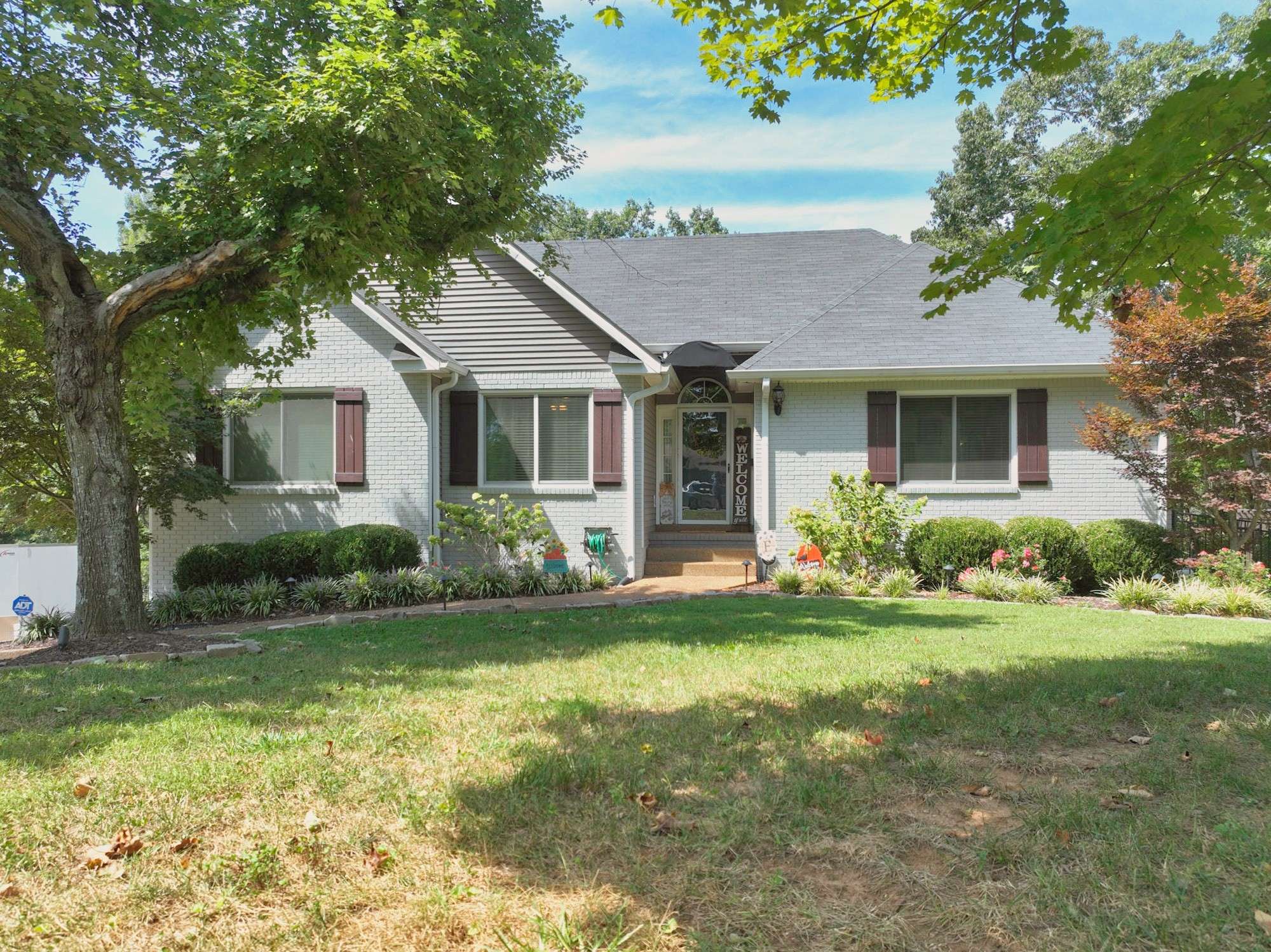 307 Dorris Ct, Hendersonville, TN 37075