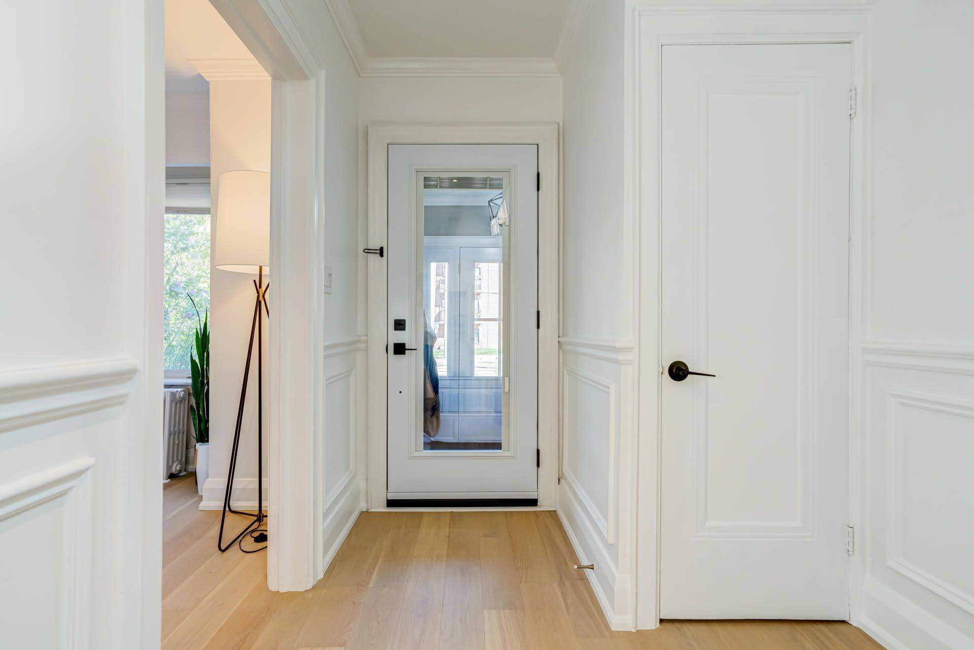 2522 Lake Shore BLVD W, Toronto W06, ON M8V 1E1