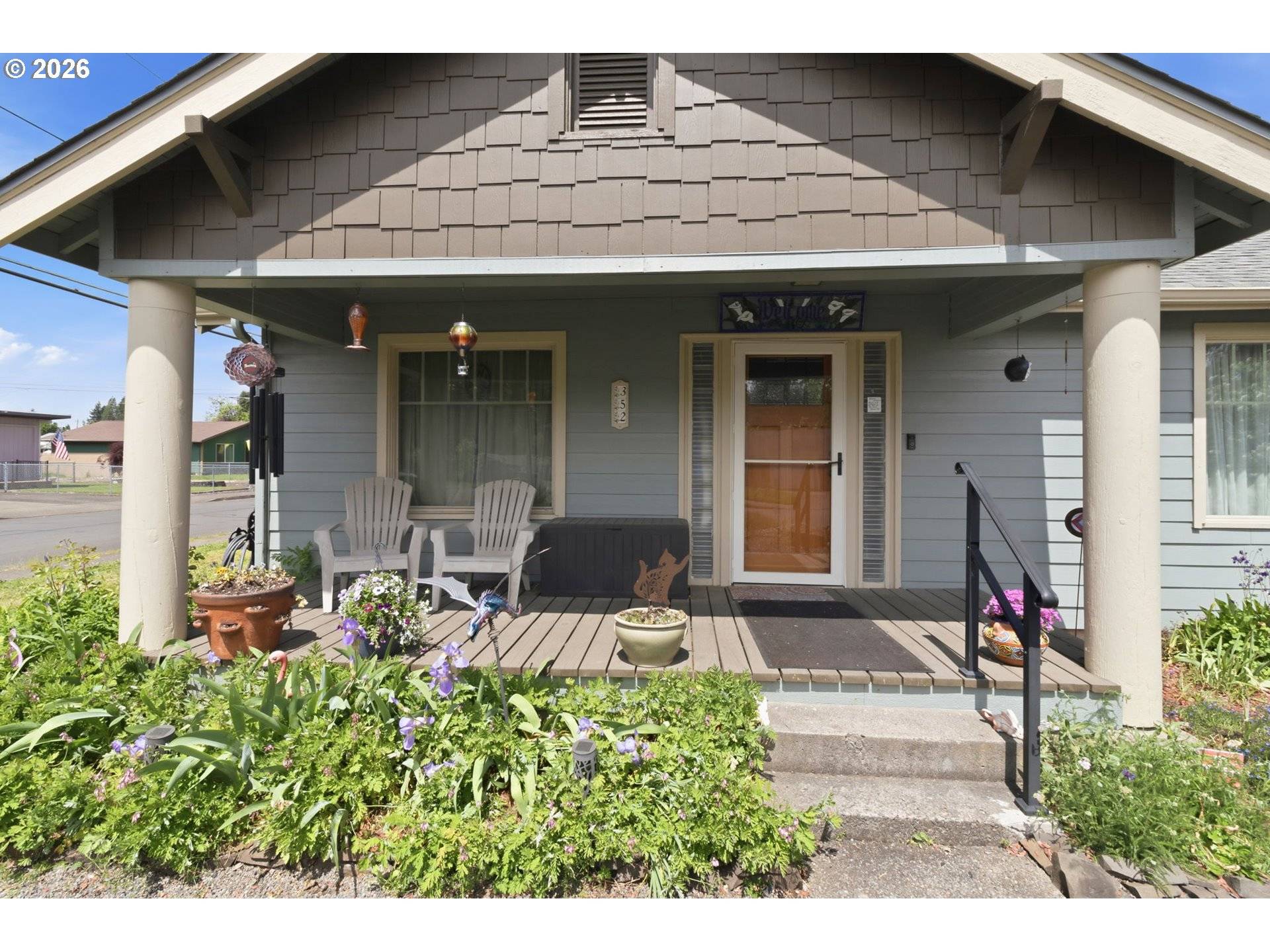 352 W M ST, Springfield, OR 97477