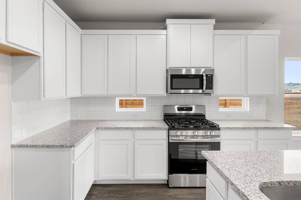 1848 Jasmine June, Mesquite, TX 75181