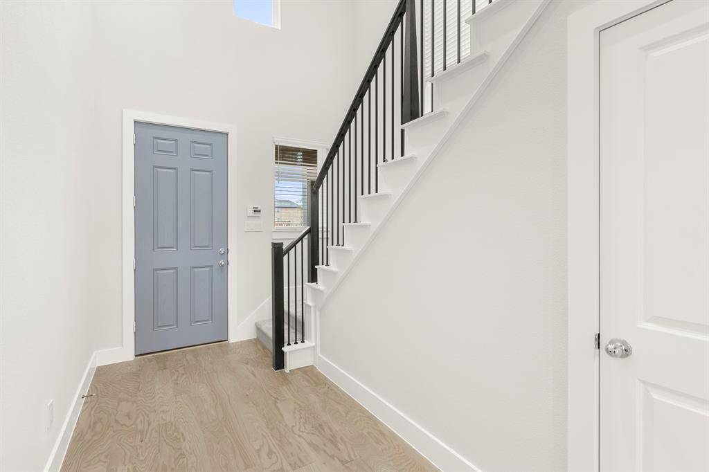1917 Sapphire Run, Mesquite, TX 75181