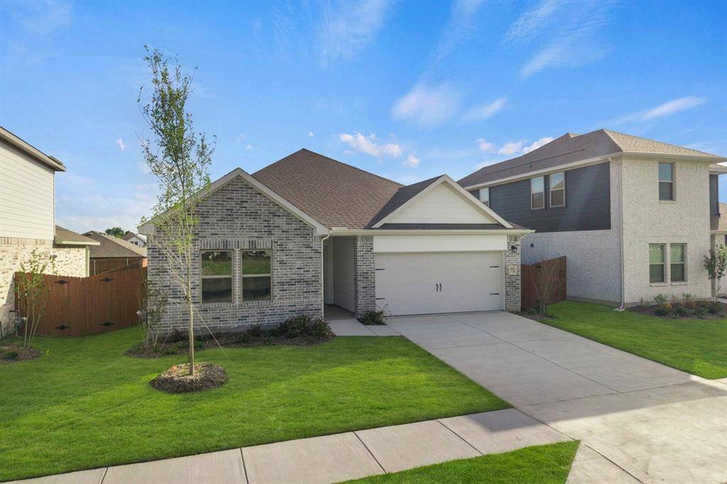 3011 Mary Grace Lane, Heartland, TX 75114