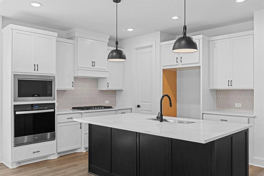 1716 Autumn Sage Drive, Argyle, TX 76226