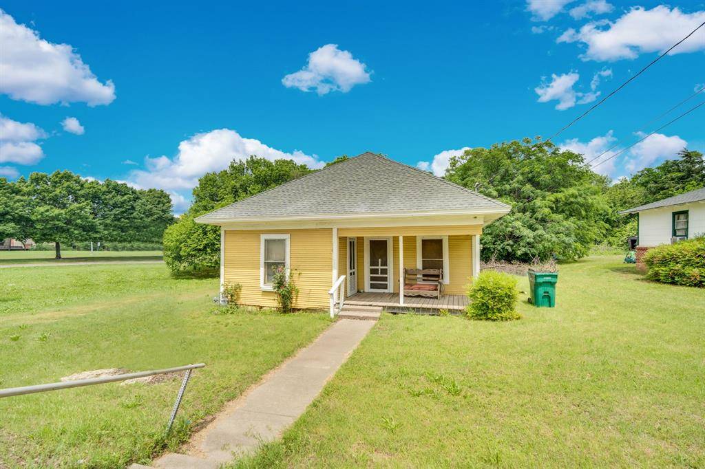 301 W Belt Line Road, Cedar Hill, TX 75104