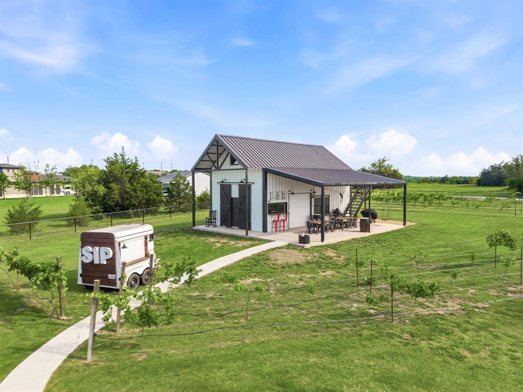 103 Old Decatur Road, Decatur, TX 76234
