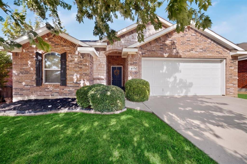 4724 Waterford Drive, Fort Worth, TX 76179