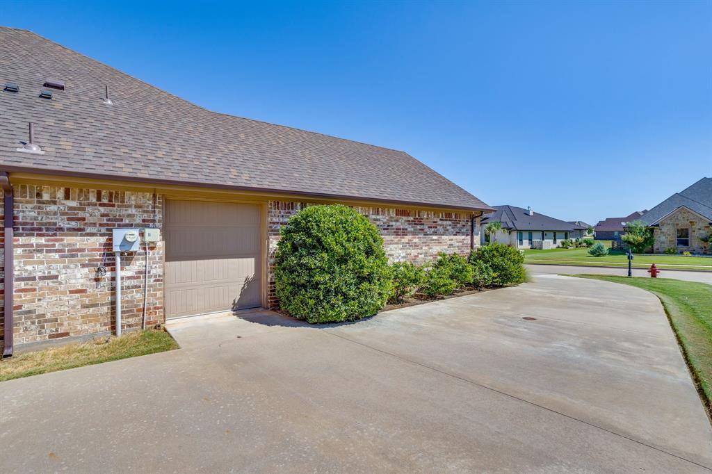 6342 Weatherby Road, Granbury, TX 76049