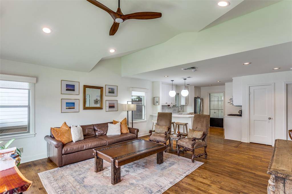 3720 Washburn Avenue, Fort Worth, TX 76107
