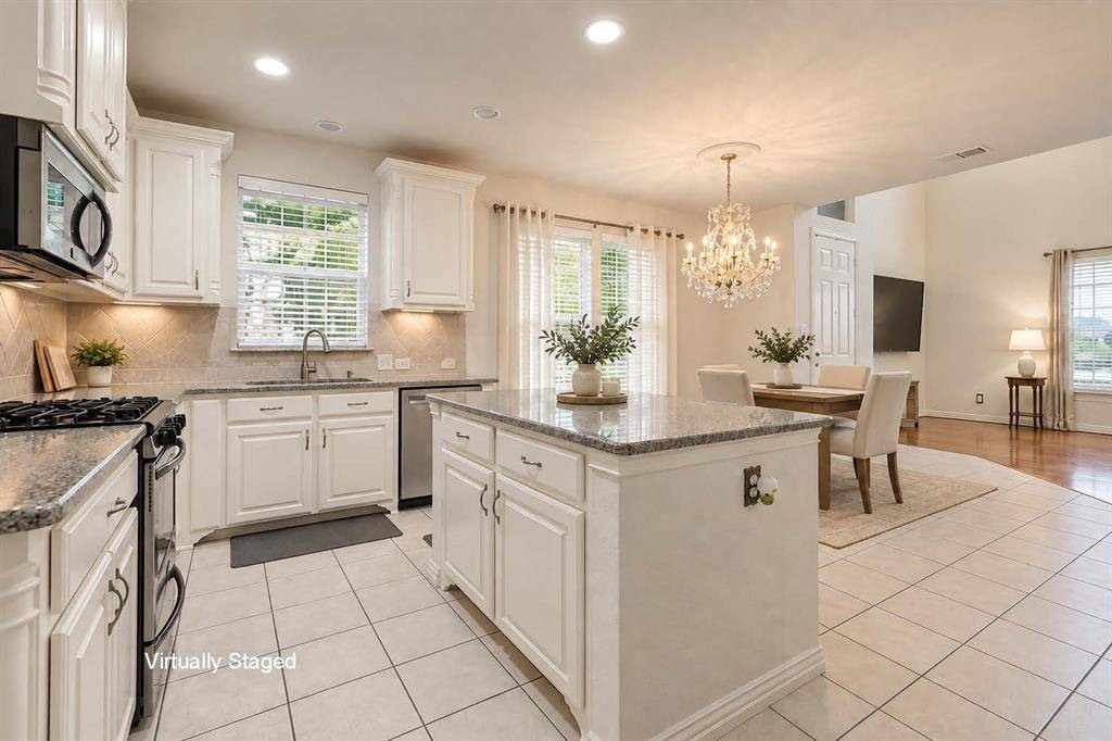 524 S Greenville Avenue, Richardson, TX 75081