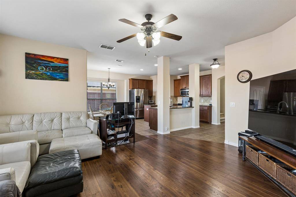 2505 Cain River Drive, Little Elm, TX 75068