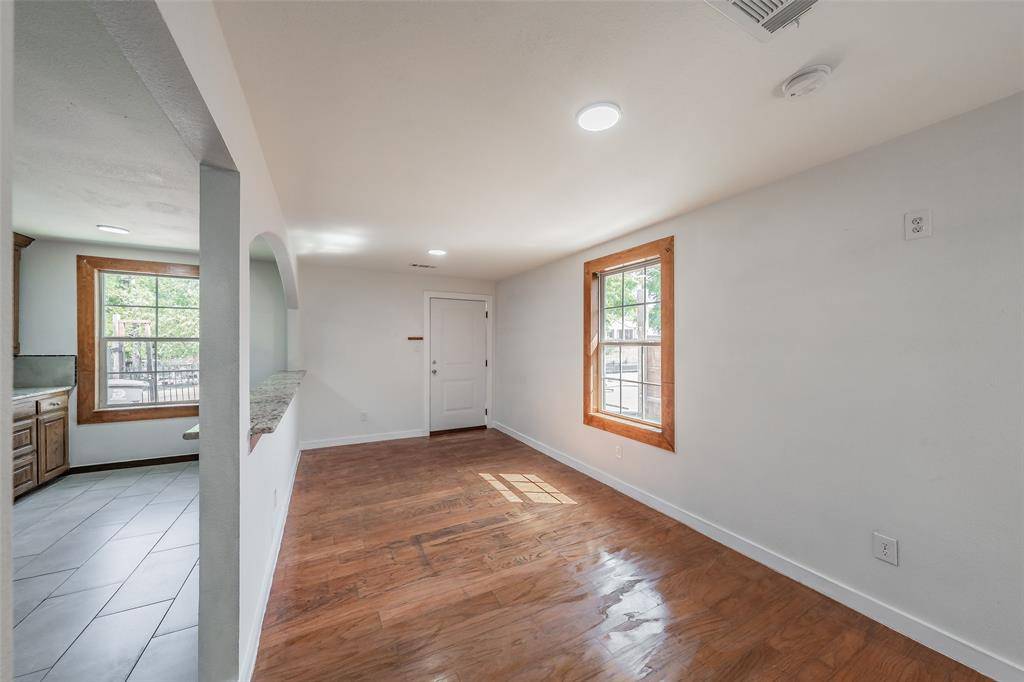 1603 Whitaker Avenue, Dallas, TX 75216