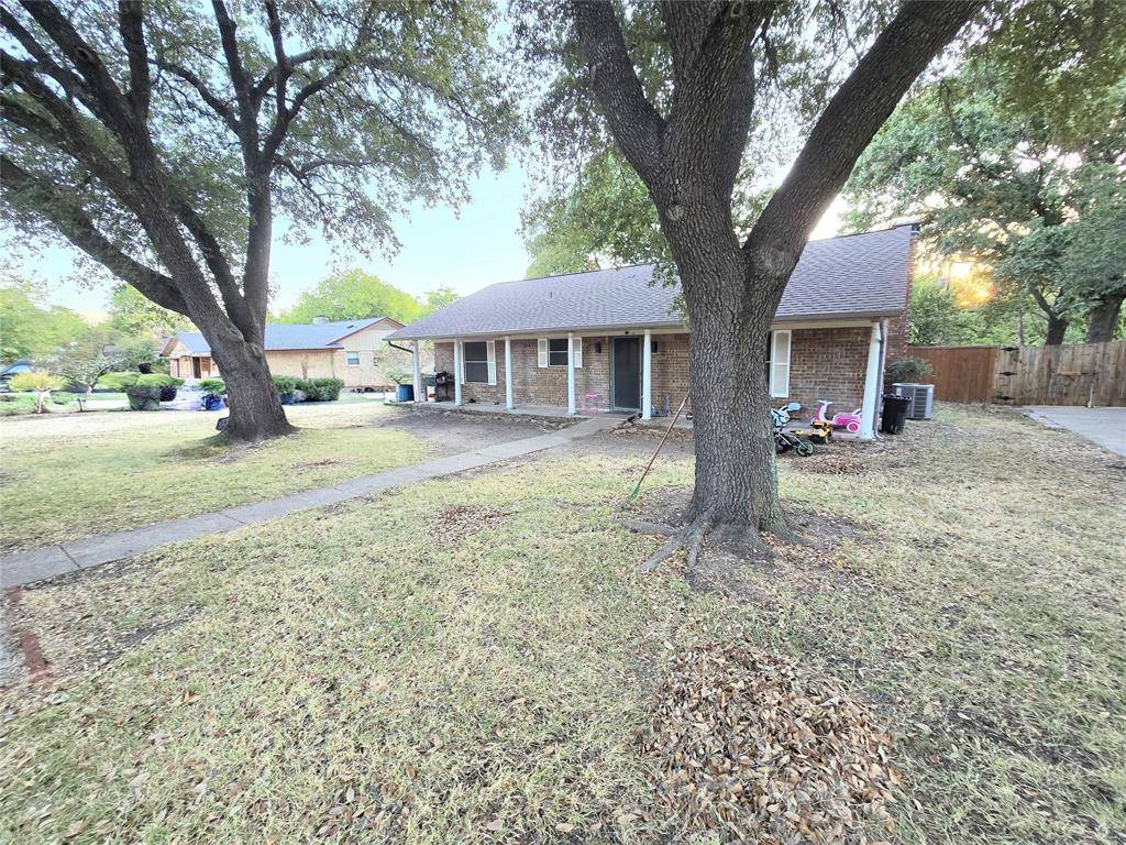 113 S Valley Street, Red Oak, TX 75154