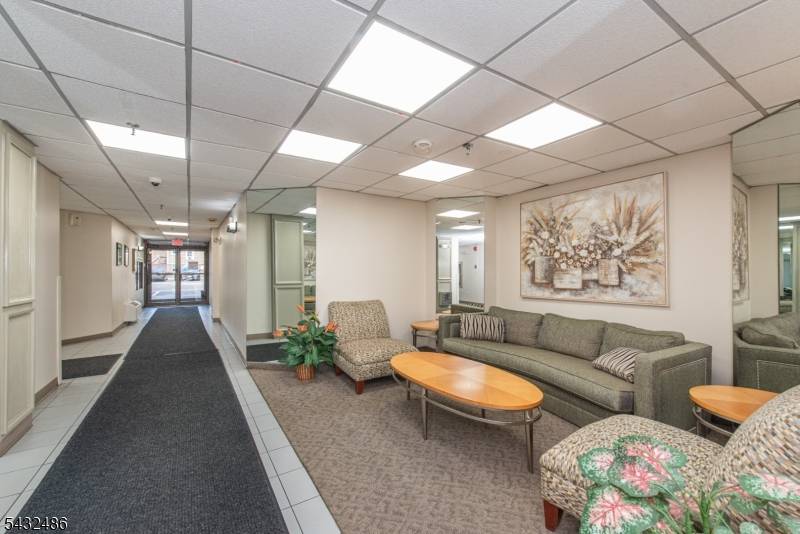 5 Linden St #3J, Hackensack City, NJ 07601