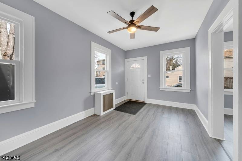 54 Thomas St, Bloomfield Twp., NJ 07003