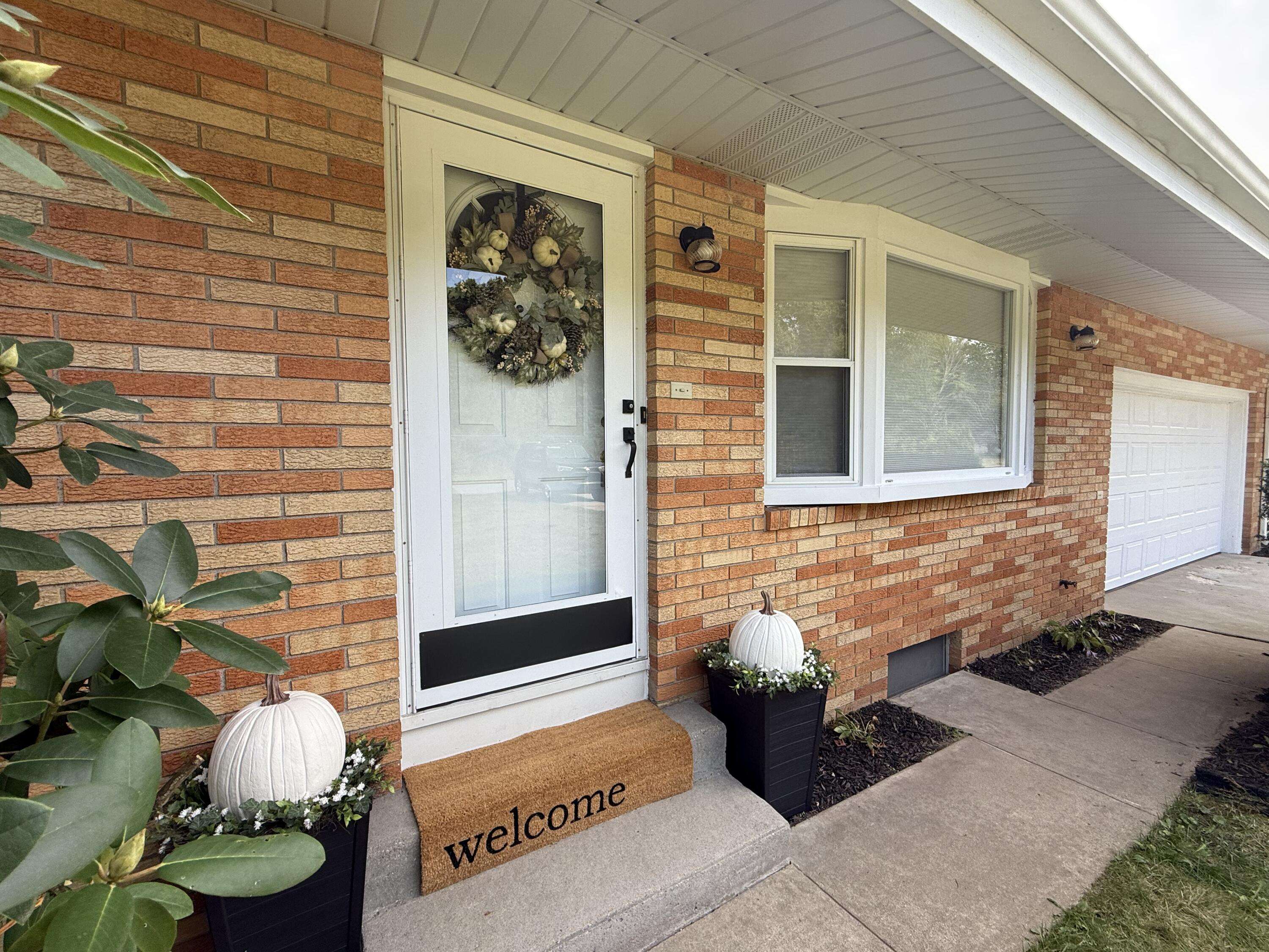 1892 Maple LN, Hagar Twp, MI 49022