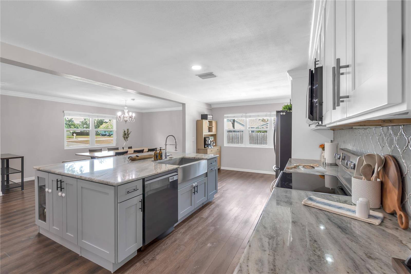 11304 LEPRECHAUN DR, Riverview, FL 33569