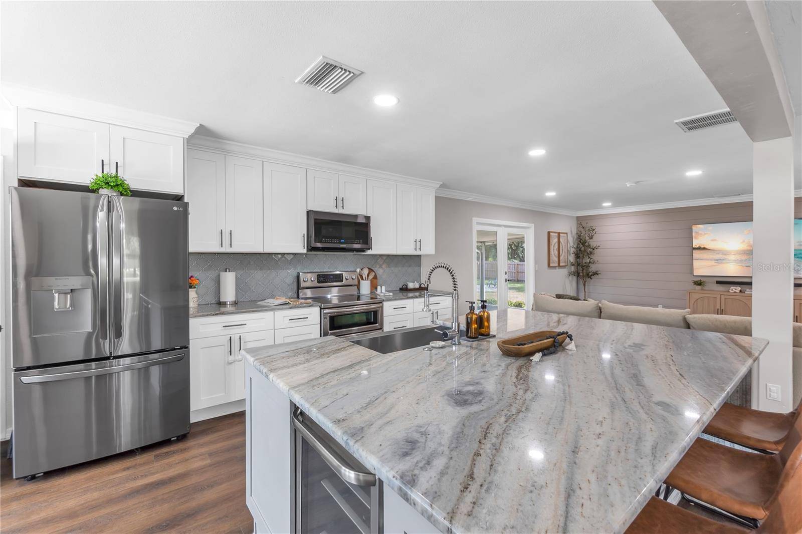 11304 LEPRECHAUN DR, Riverview, FL 33569