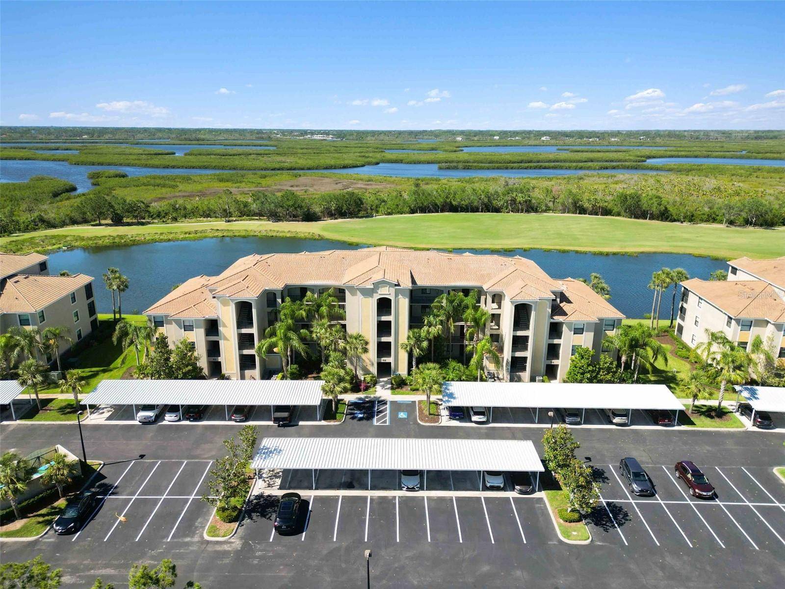 7015 RIVER HAMMOCK DR #201, Bradenton, FL 34212