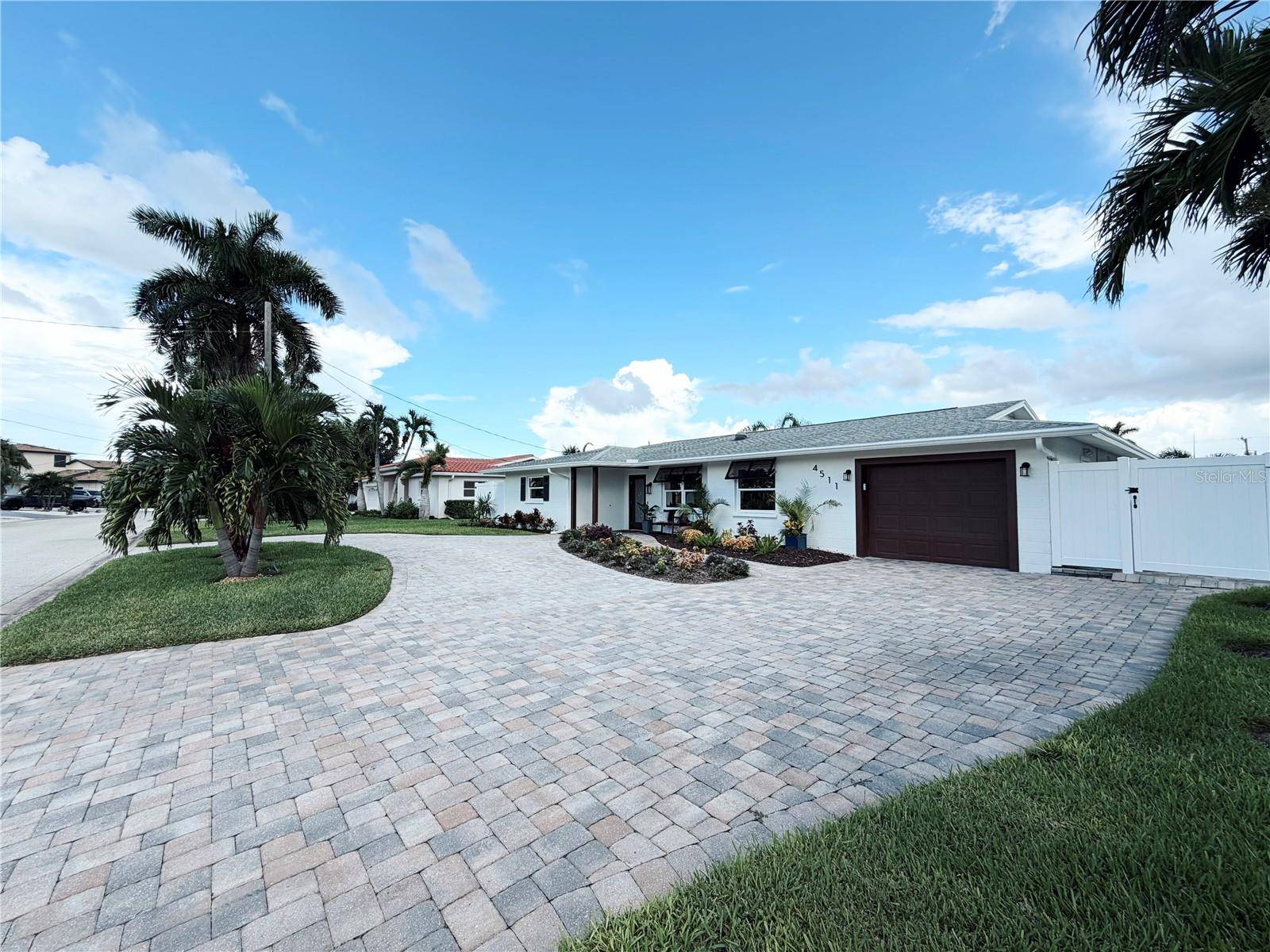 4511 BIMINI DR, Bradenton, FL 34210