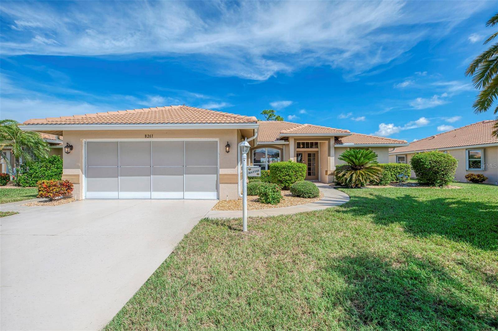 8261 LAKESIDE DR, Englewood, FL 34224