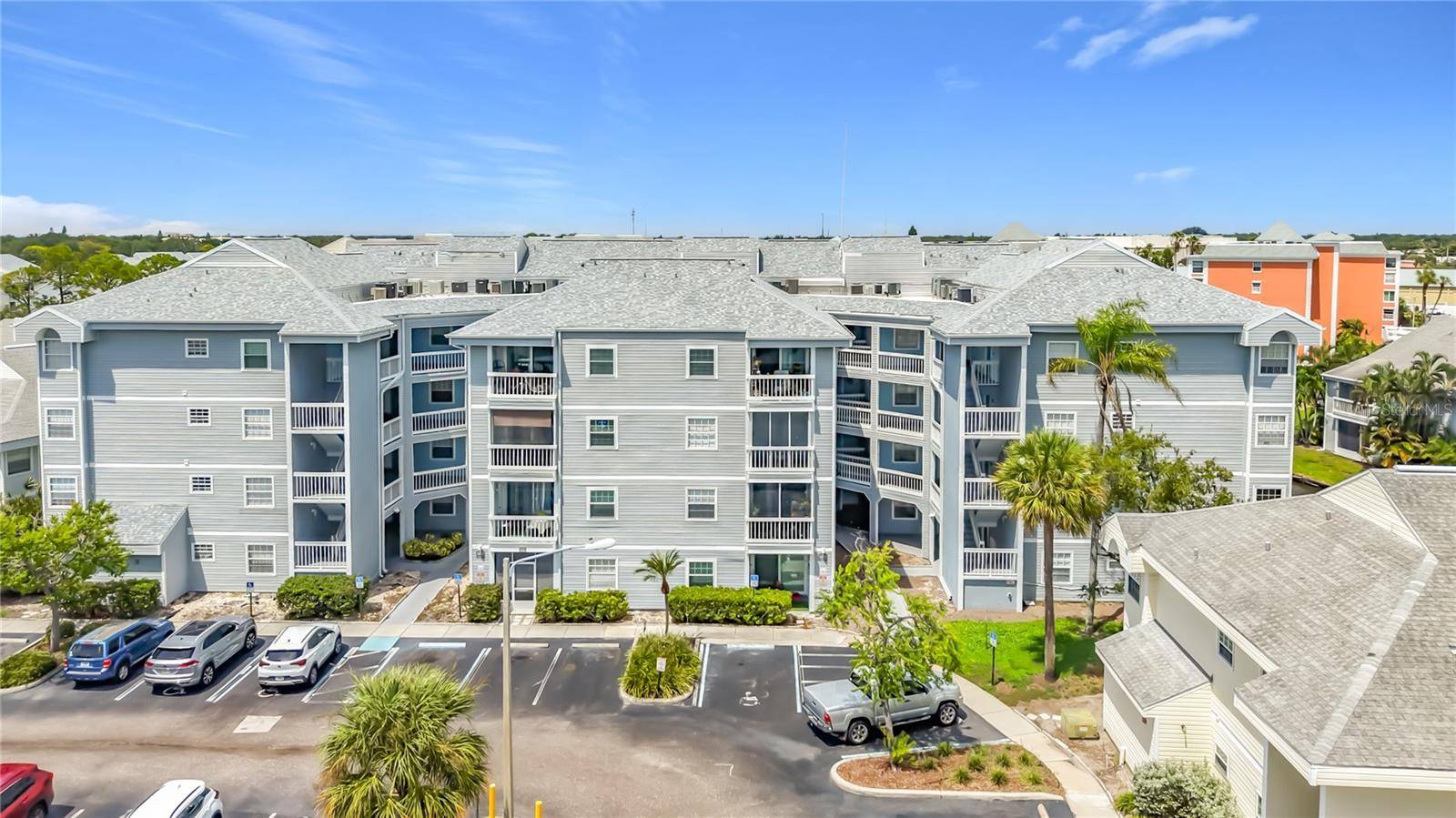 6810 STONES THROW CIR N #13302, St Petersburg, FL 33710