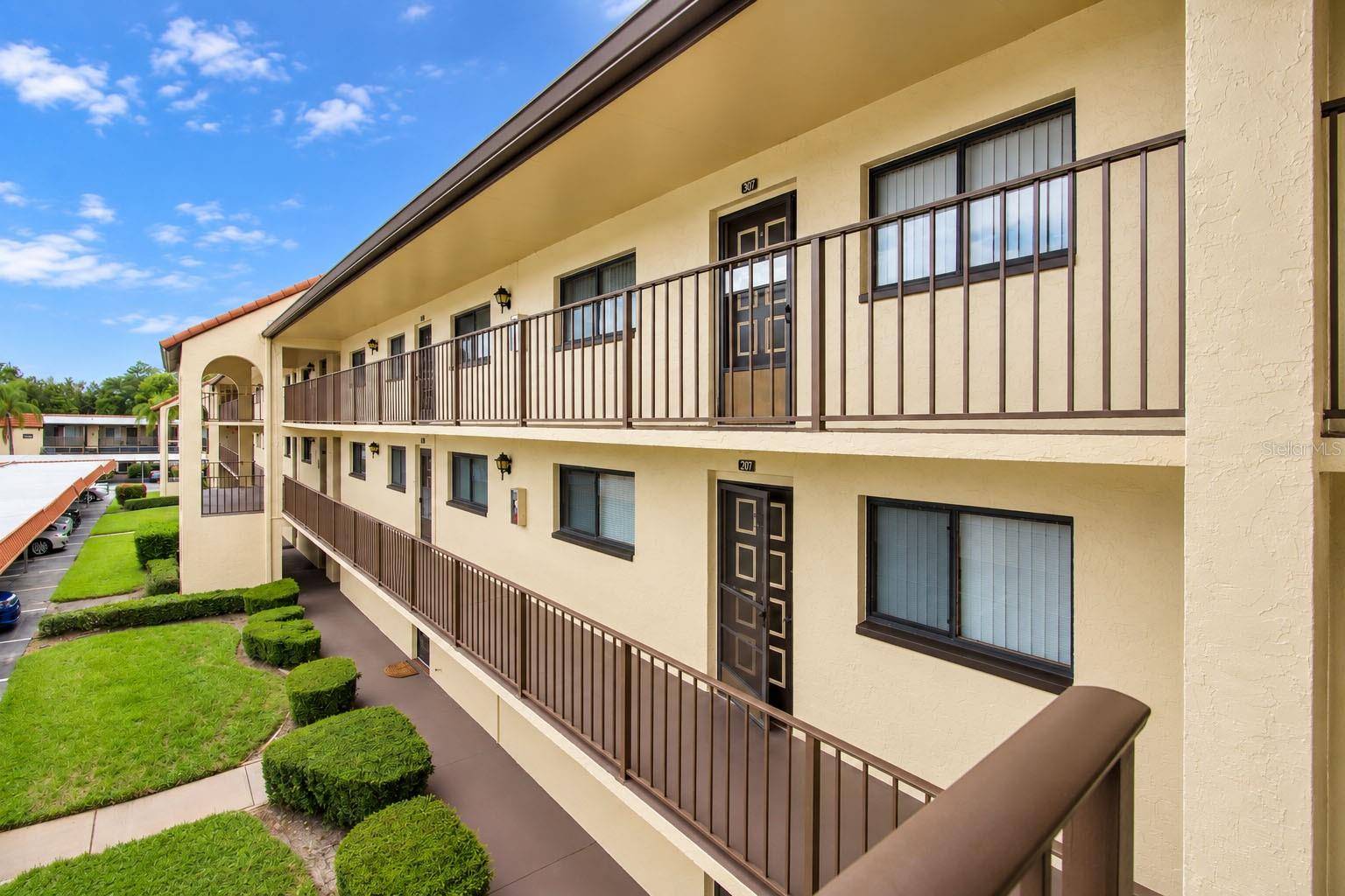 2440 WINDING CREEK BLVD #307, Clearwater, FL 33761