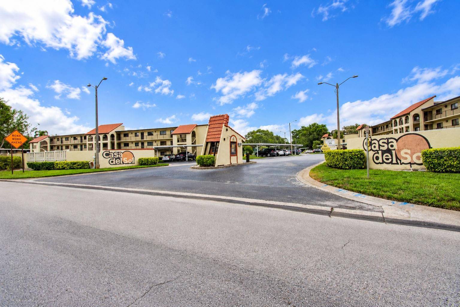 2440 WINDING CREEK BLVD #307, Clearwater, FL 33761
