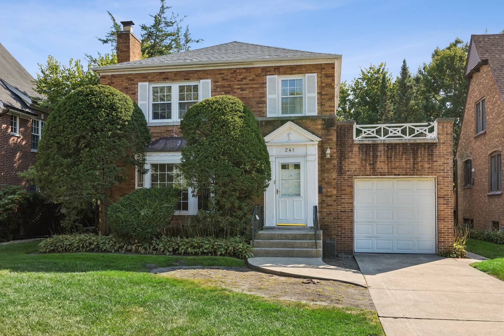 241 Southcote RD, Riverside, IL 60546
