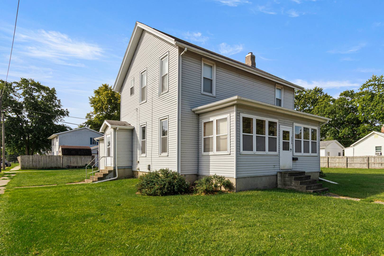 626 E Howard ST, Pontiac, IL 61764