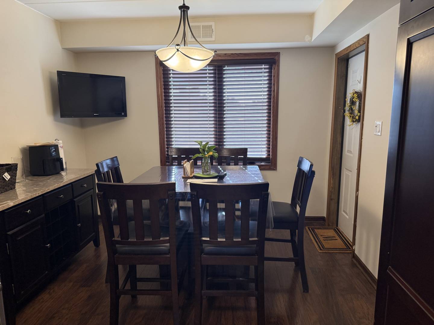 5620 S Narragansett AVE #2B, Chicago, IL 60638