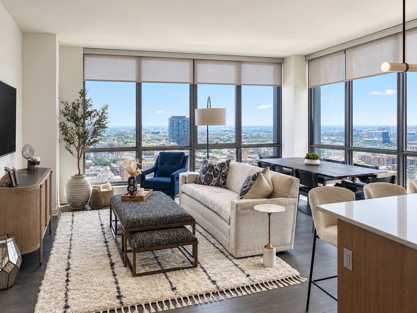 164 N Peoria ST #2708, Chicago, IL 60607