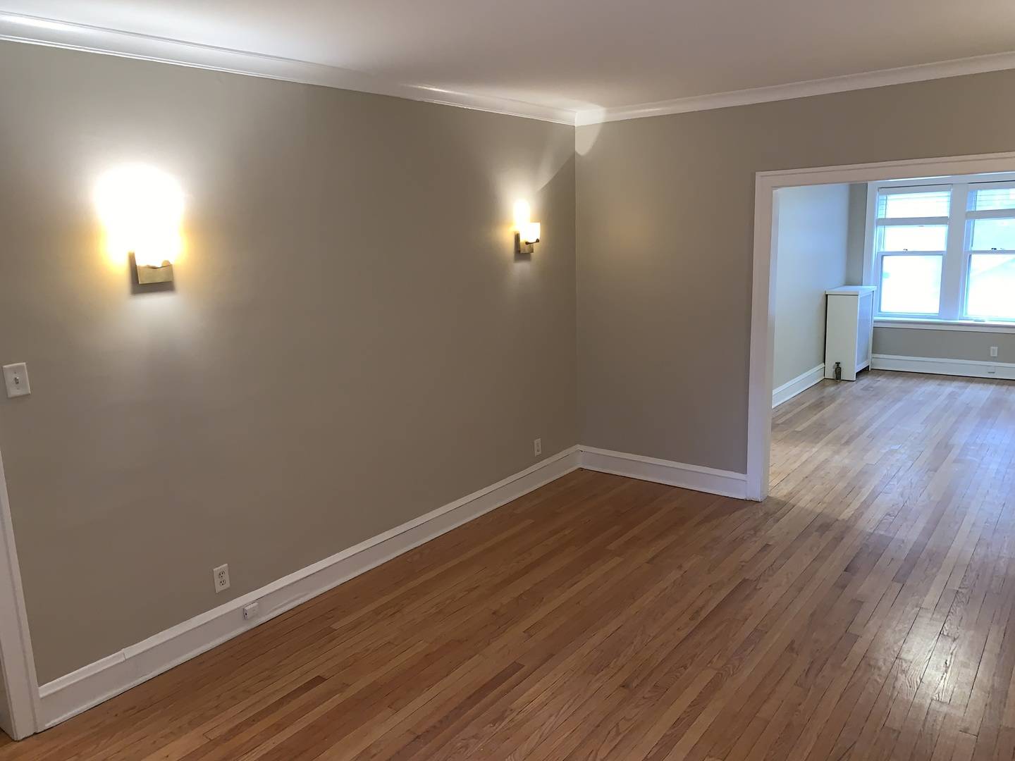 2046 W Farragut AVE #1, Chicago, IL 60625