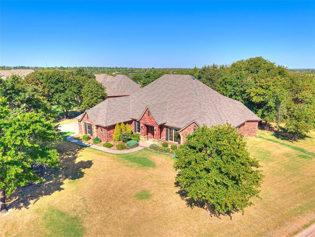 13439 Prestwick CIR, Choctaw, OK 73020