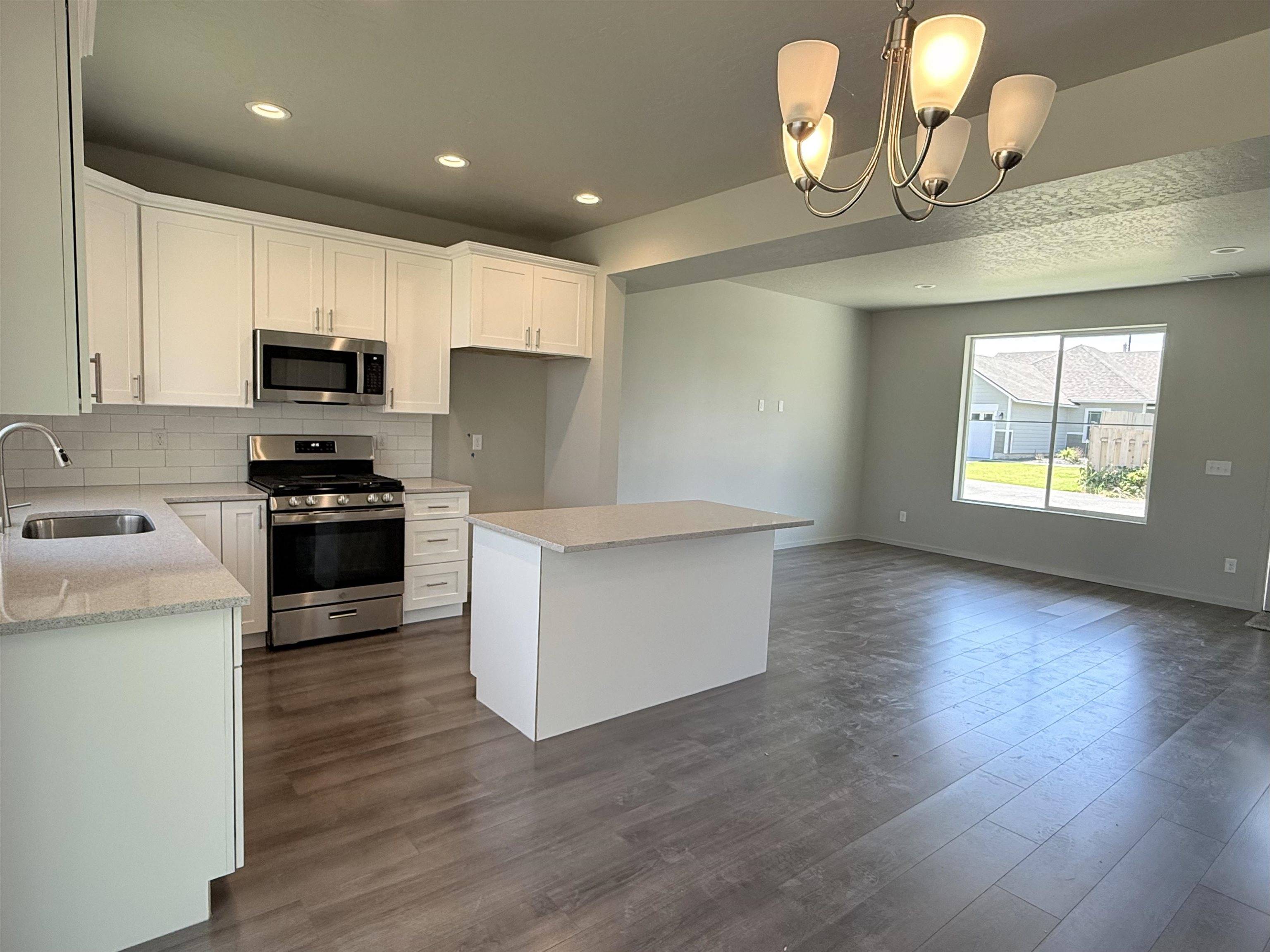 9507 E Michielli Ln, Spokane Valley, WA 99206